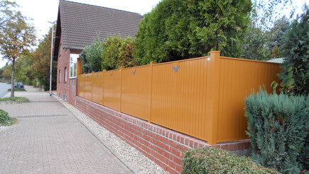 Aluminium Sichtschutz aus dem 2016 in 41363 Jüchen Deutschland von Franchise AG.