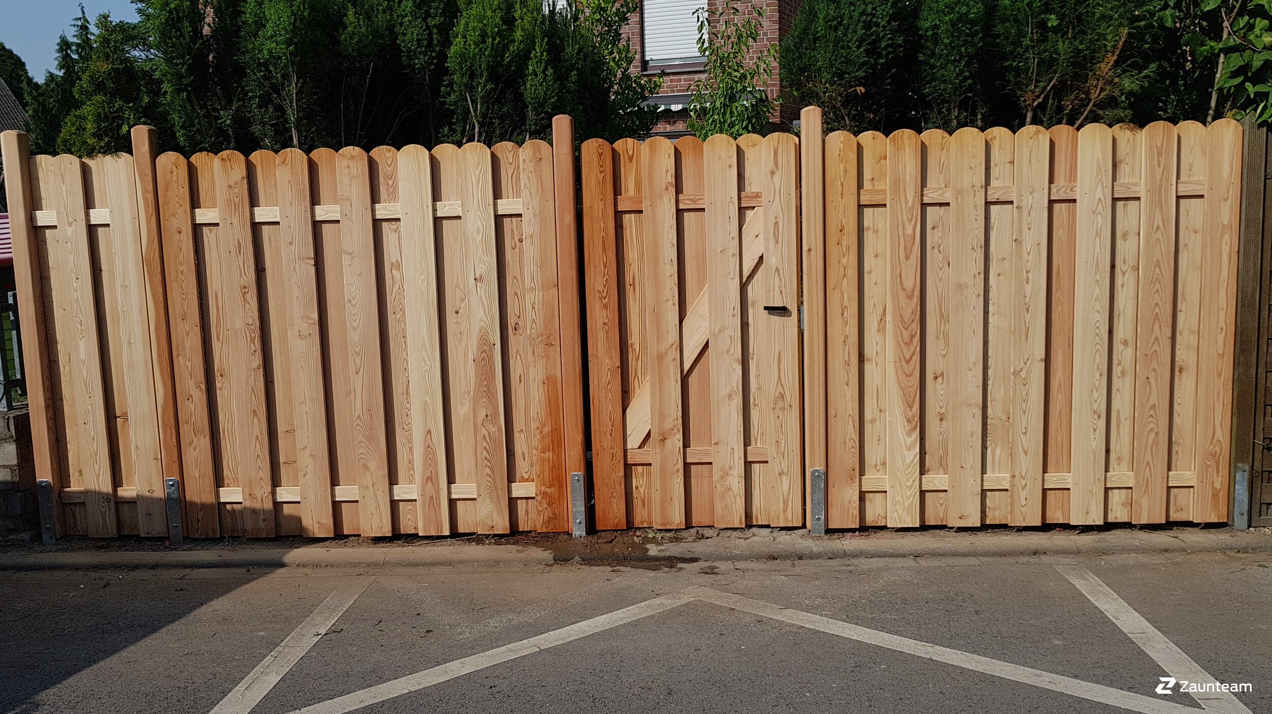 Holz Sichtschutz aus dem 2018 in 41516 Grevenbroich Deutschland von Franchise AG.