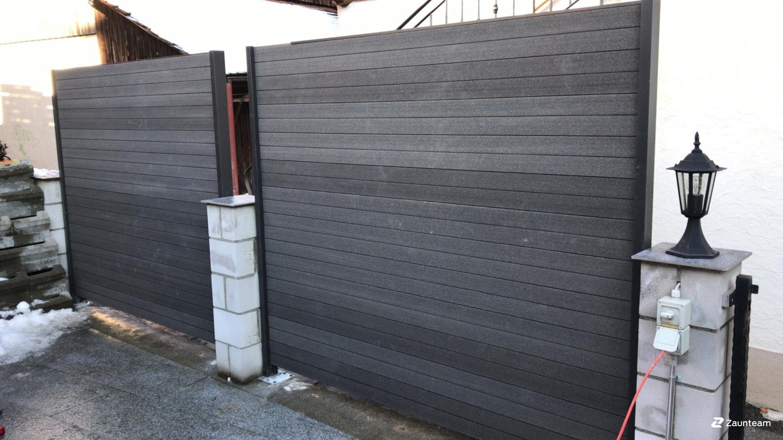 WPC Sichtschutz aus dem 2017 in 3800 Interlaken Schweiz von Zaunteam Berner Oberland.