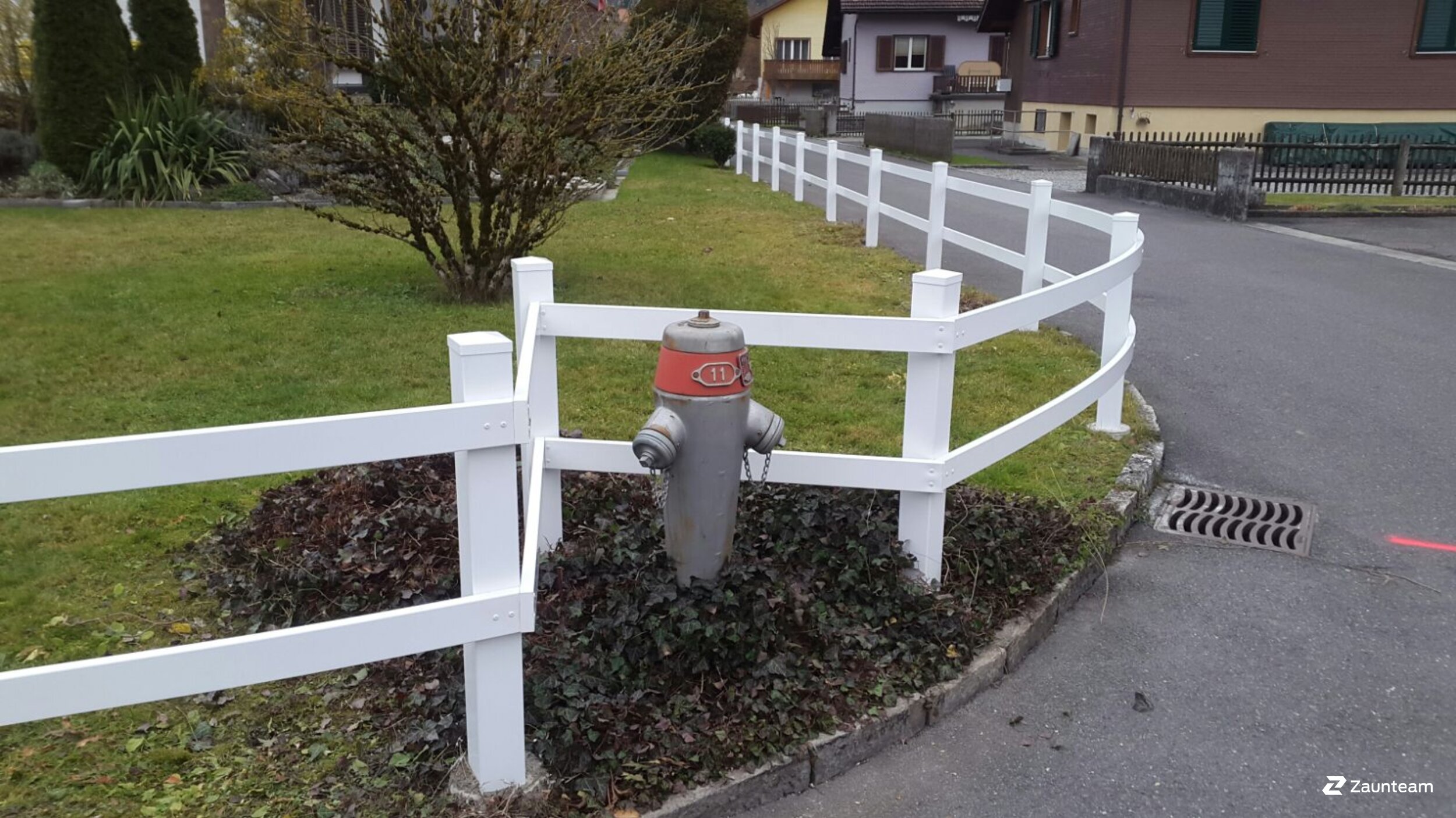 Clôture en matière plastique de 2016 à 3806 Bönigen Suisse de Zaunteam Berner Oberland.