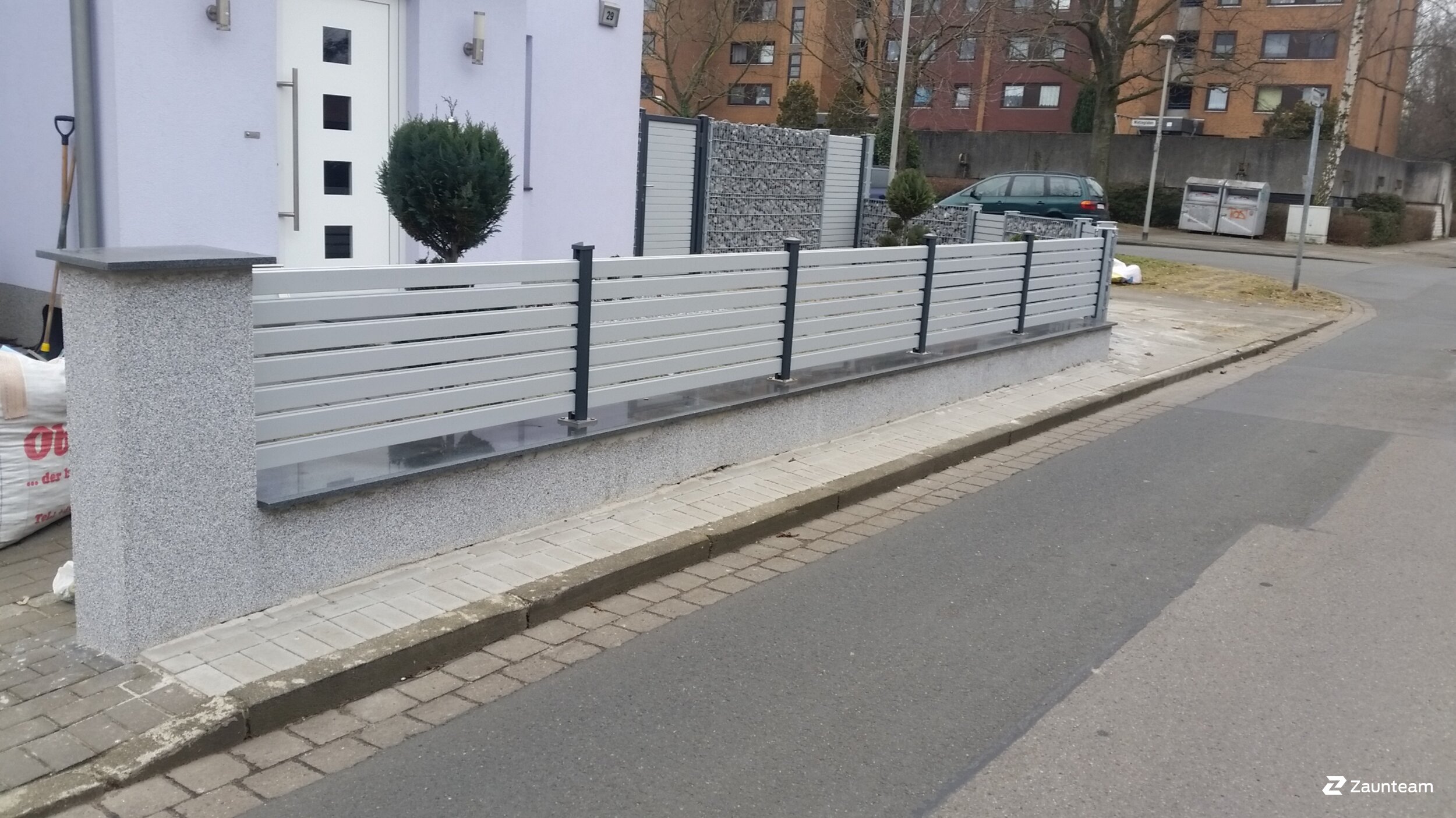 Aluminium Sichtschutz aus dem 2016 in 30179 Hannover Deutschland von Zaunteam Hannover.