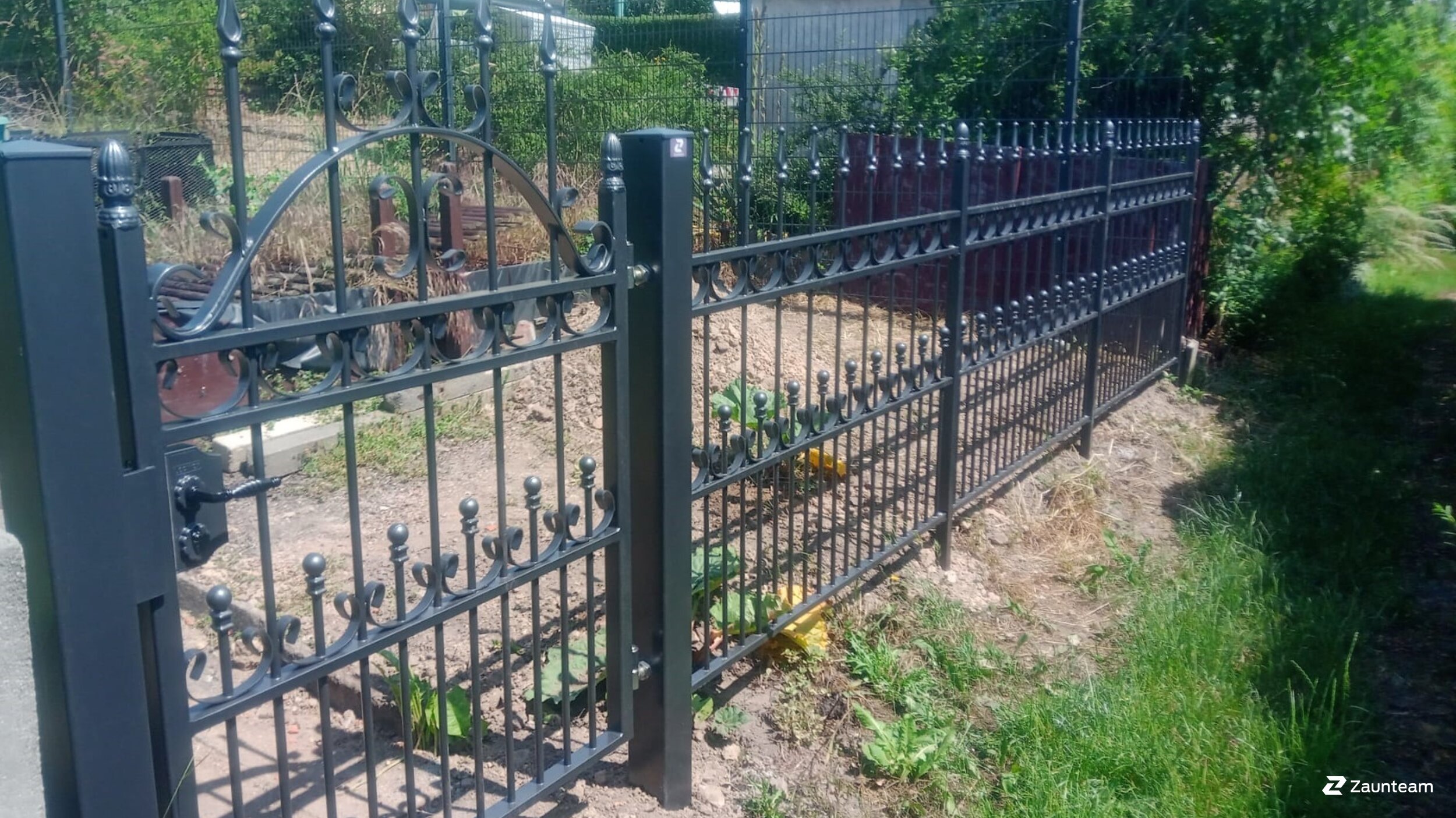 Klassikzaun aus dem 2023 in 01705 Freital Deutschland von Zaunteam Dresden-Süd.