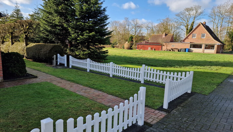 Kunststoff Zaun aus dem 2025 in 26624 Südbrookmerland Deutschland von Zaunteam Ostfriesland.