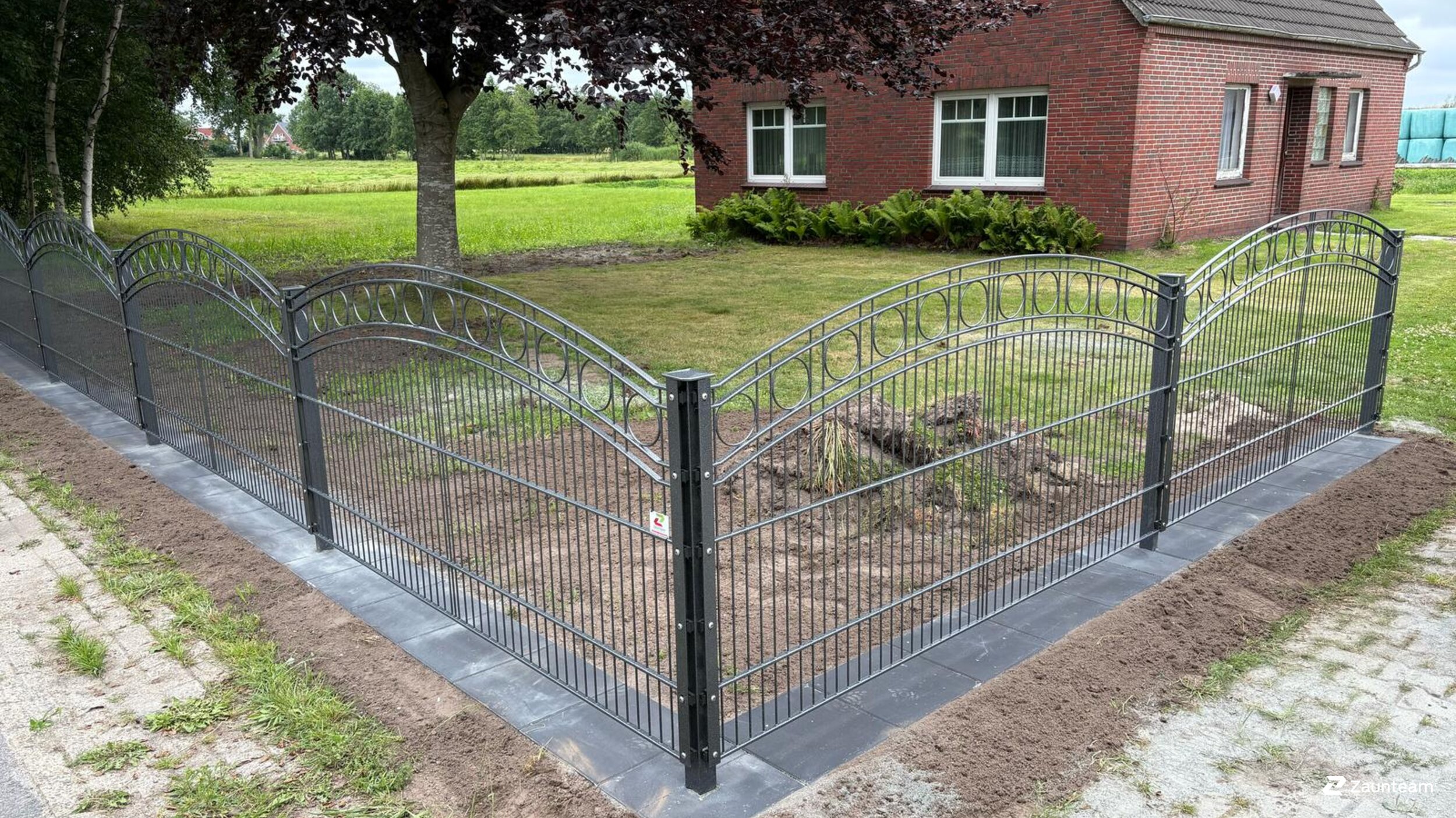 Clôture décorativue de 2025 à 26624 Osteel Allemagne de Zaunteam Ostfriesland.