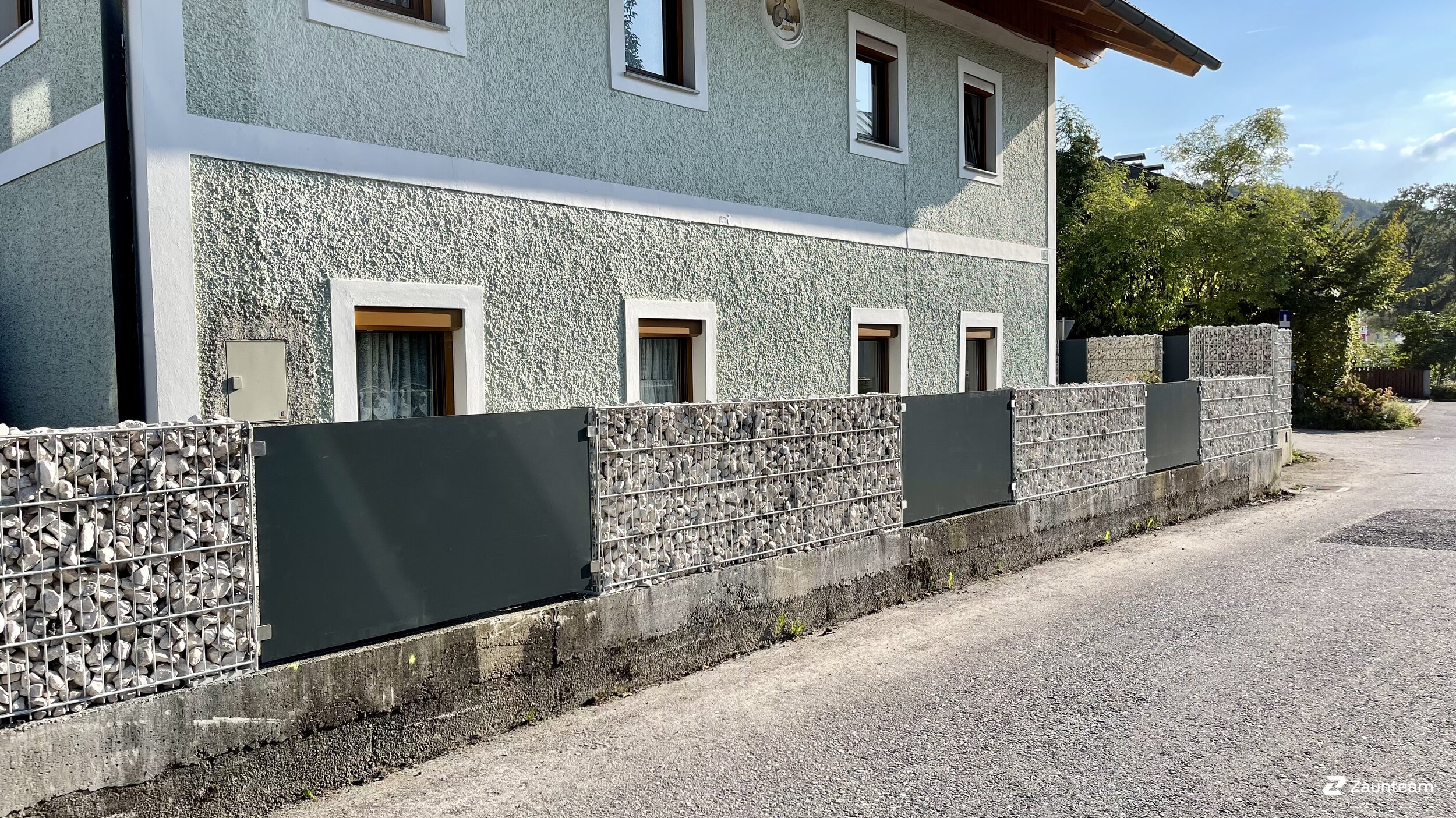 Gabionen Steinkörbe aus dem 2021 in 5101 Bergheim Österreich von Zaunteam Chiemgau.