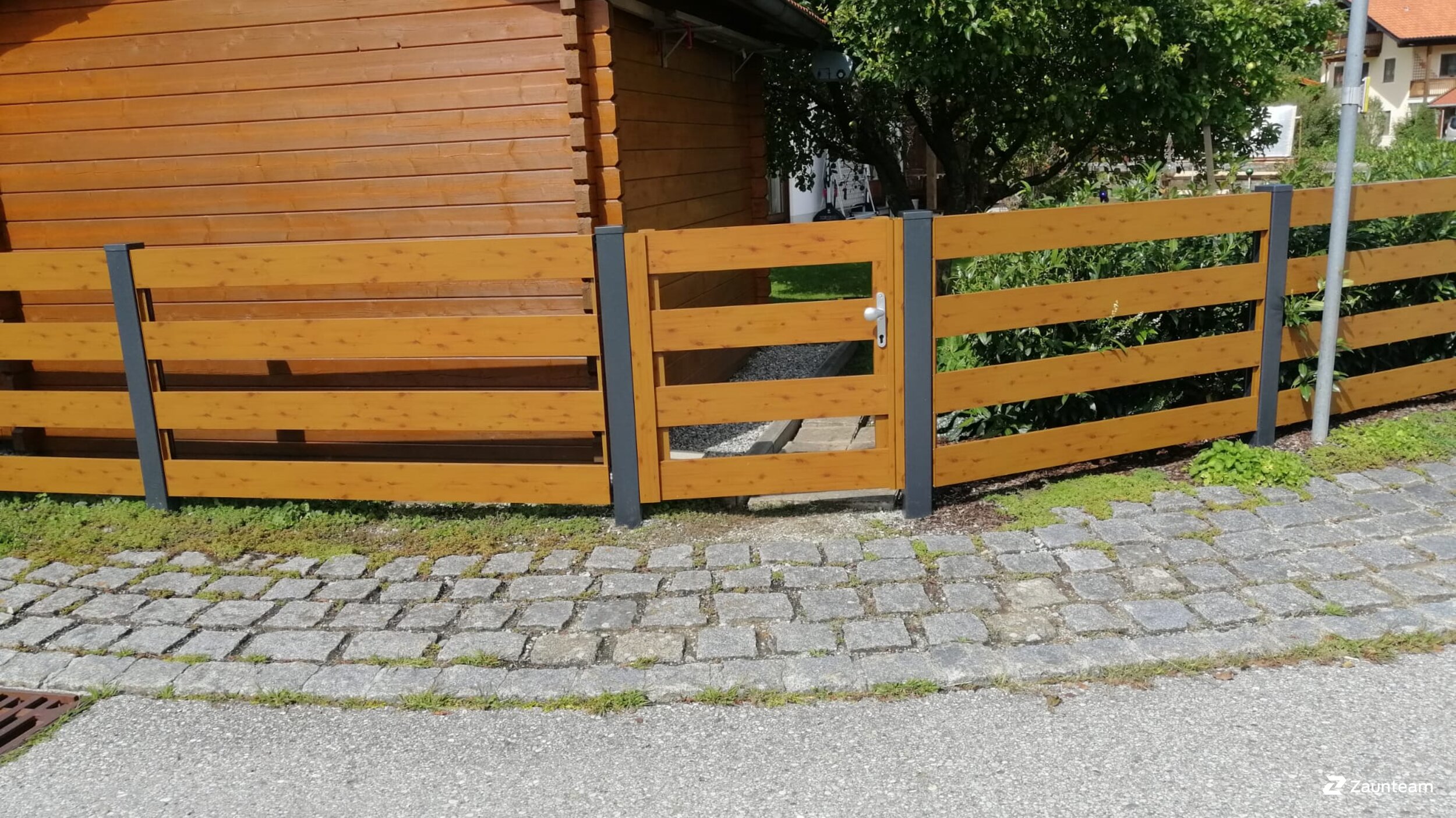 Clôture en aluminium de 2021 à 83125 Eggstätt Allemagne de Zaunteam Chiemgau.