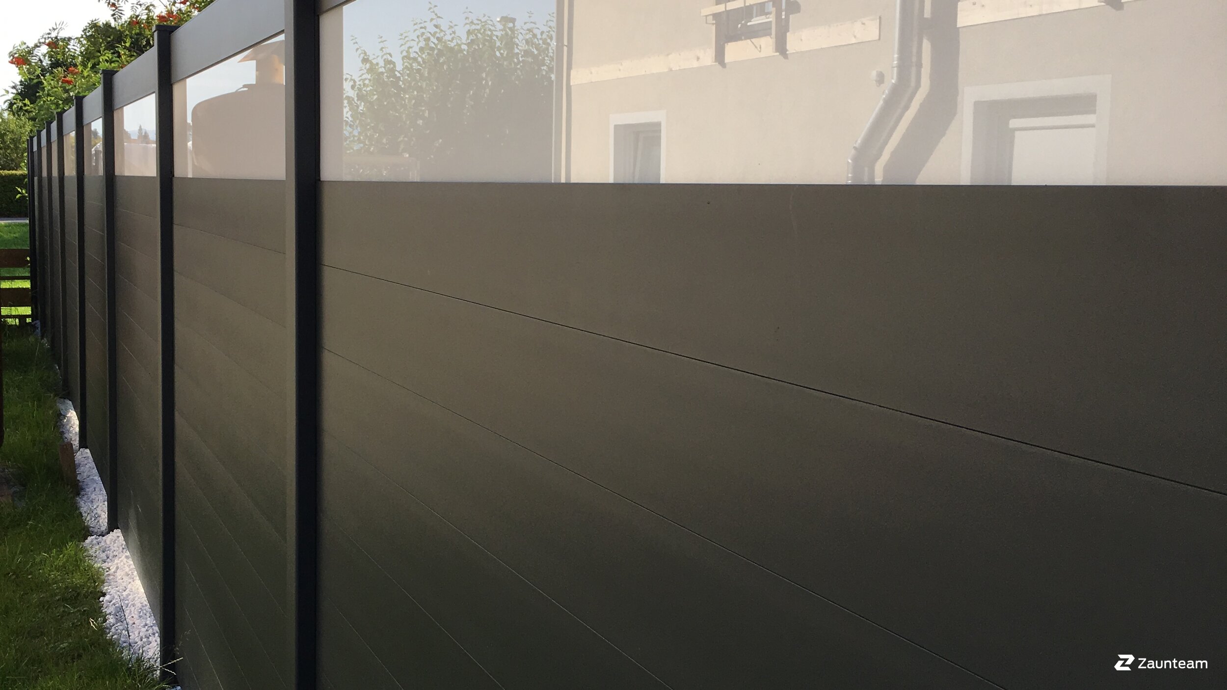 Aluminium Sichtschutz aus dem 2017 in 83134 Prutting Deutschland von Zaunteam Chiemgau.