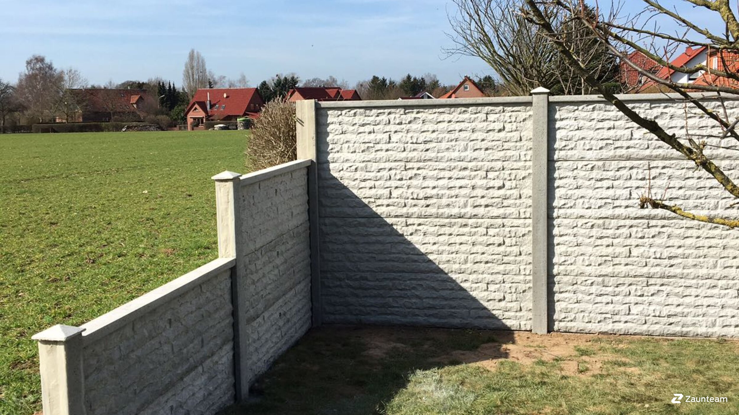 Betonzaun aus dem 2018 in 31558 Hagenburg Deutschland von Zaunteam Schaumburger Land.