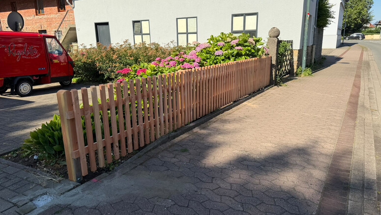 Staketenzaun aus dem 2026 in 3675 Bückeburg Deutschland von Zaunteam Schaumburger Land.